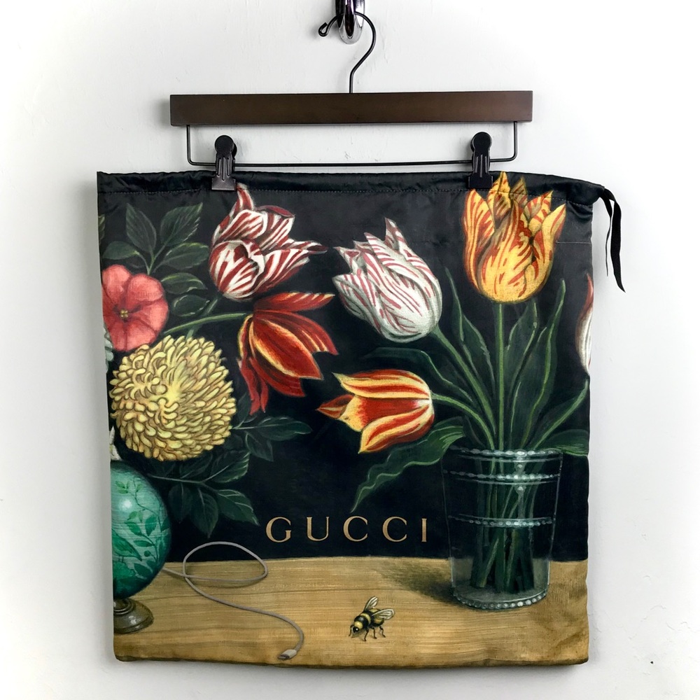 Gucci Black Leather Gold Animal Studs Backpack - Picture 7 of 8